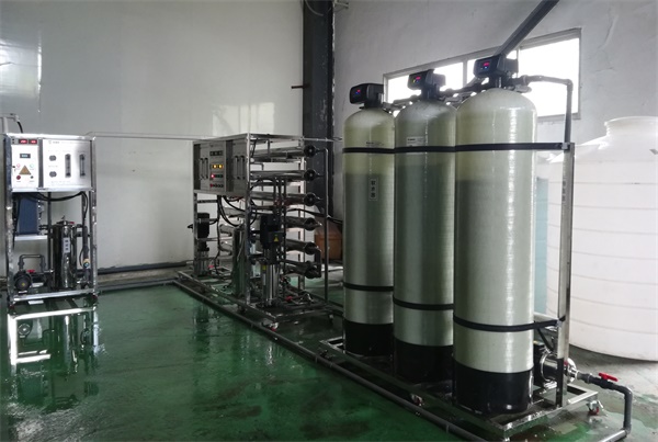 超純水機-安徽桐城順彤包裝與成都奧邁簽訂超純水機采購合同!